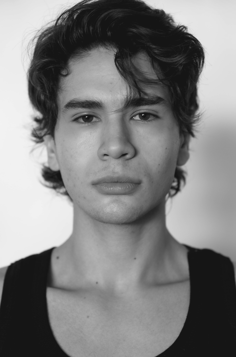 model profile picture